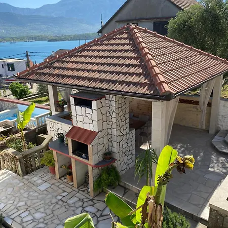 Ino Apartments Tivat Exterior photo