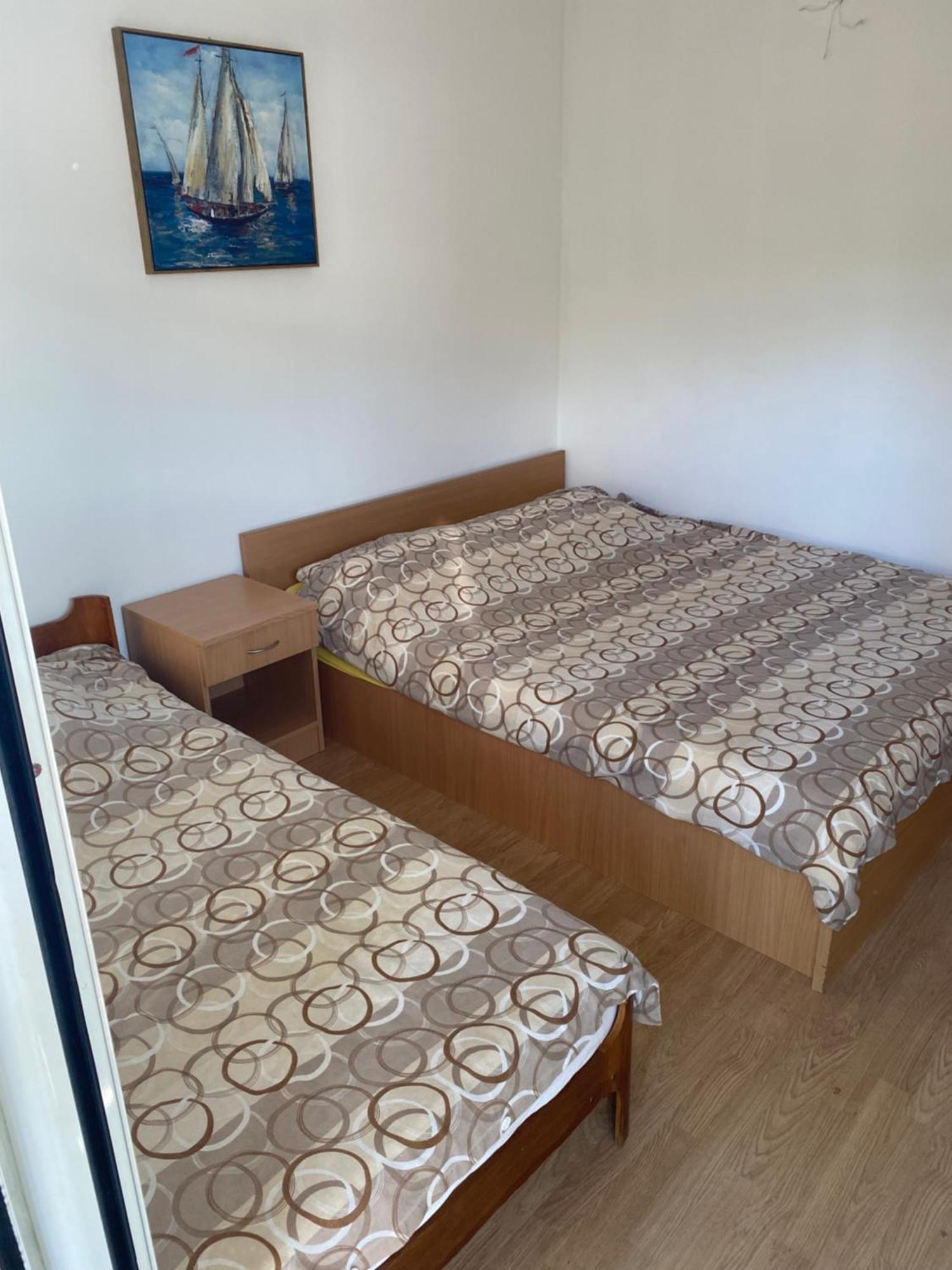 Apartment Ino *
